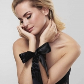Черные ленты для связывания SILKY SENSUAL HANDCUFFS - Bijoux Indiscrets - купить с доставкой в Южно-Сахалинске