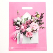 Розовый пакет с цветочным принтом и вырубной ручкой (40х31 см) - Сима-Ленд - купить с доставкой в Южно-Сахалинске