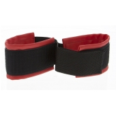 Полиуретановые манжеты для фиксации рук вместе Bound Together Wrist Restraints - Blush Novelties - купить с доставкой в Южно-Сахалинске