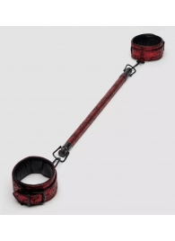 Распорка для ног Reversible Restraint Bar with Cuffs - Fifty Shades of Grey - купить с доставкой в Южно-Сахалинске
