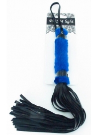 Нежная плеть с синим мехом BDSM Light - 43 см. - БДСМ Арсенал - купить с доставкой в Южно-Сахалинске
