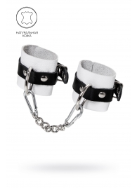 Бело-черные кожаные наручники с одним ремешком с люверсами - Pecado - купить с доставкой в Южно-Сахалинске