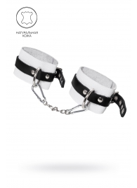 Бело-черные мягкие оковы с одним ремешком и люверсами - Pecado - купить с доставкой в Южно-Сахалинске