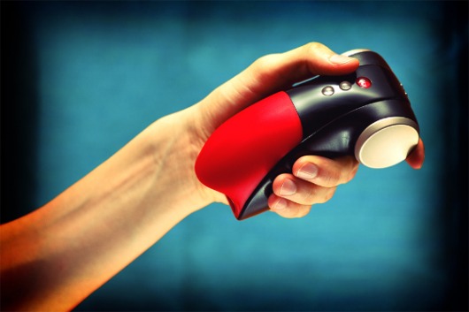 Чёрно-красный вибромастурбатор Cobra Libre 2 - Fun Factory - в Южно-Сахалинске купить с доставкой