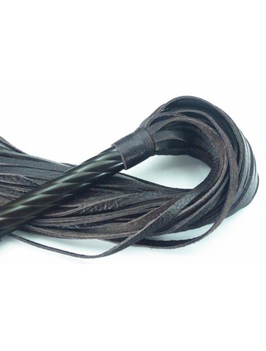 Длинная плеть с рукоятью цвета шоколада - 66 см. - БДСМ Арсенал - купить с доставкой в Южно-Сахалинске