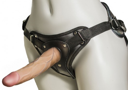 Женский страпон с вагинальной пробкой Woman Strap - 18 см. - LOVETOY (А-Полимер) - купить с доставкой в Южно-Сахалинске